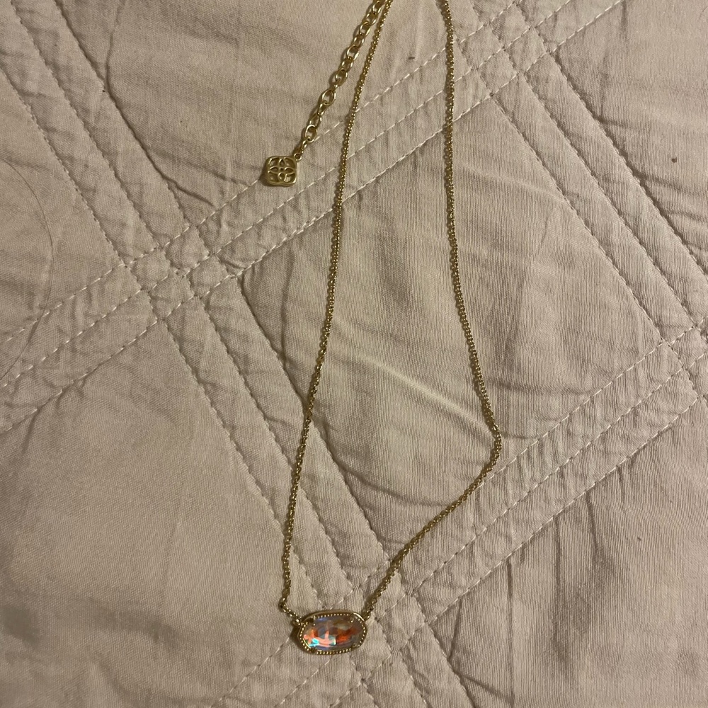 Kendra Scott Gold Necklace with Multicolor Pendant dichorie glass never worn